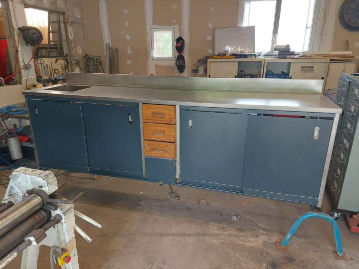 Fabrication plan de travail sur mesure en inox, Saint-Sulpice-la-Pointe